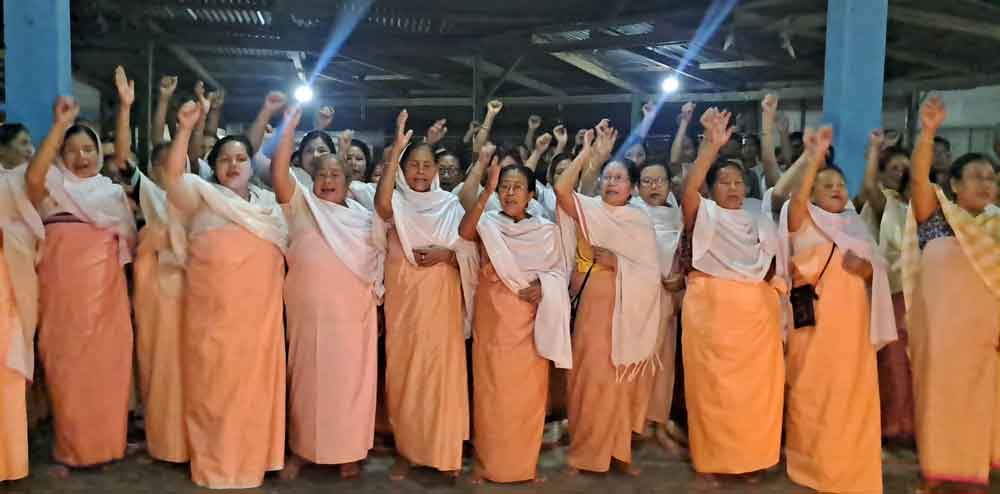 People pray for victims of Manipur conflict
