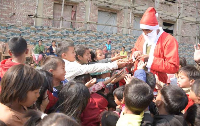 Indian Army organises Christmas Fair in Churachandpur